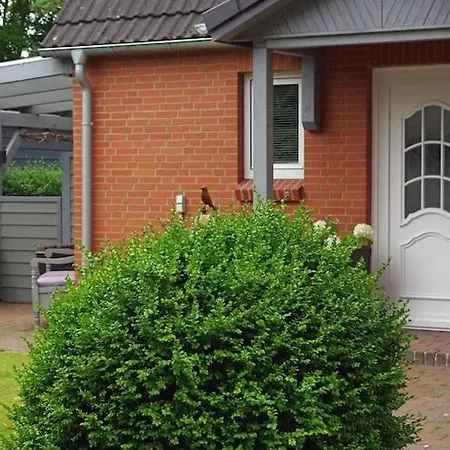 Haus In Nahe Wattenmeer, Cleaning Included بيت للعطل *